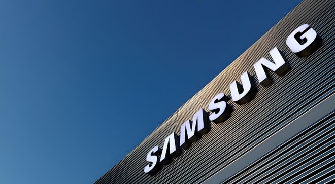 人盘点2025 CES的“脑洞”产品不朽情缘首页可拉伸屏幕、搂住你的机器(图3)